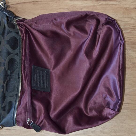 Signature Brooke Mahogany Shoulder Bag - Picture 7 of 8